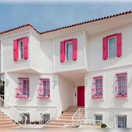 מלון Bozcaada Fresh *